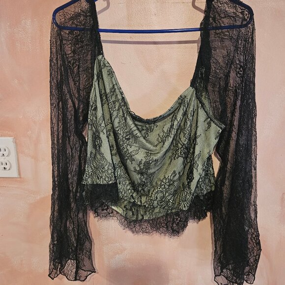 cider goth witchy lace crop top, new with tags 3XL - Picture 3 of 4